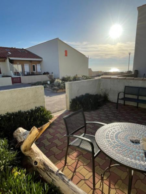 Ferienhaus in résidence naturiste direkt am Strand